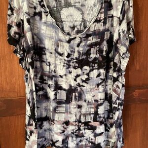 Simply Vera Vera Wang Black and Gray Abstract Blouse